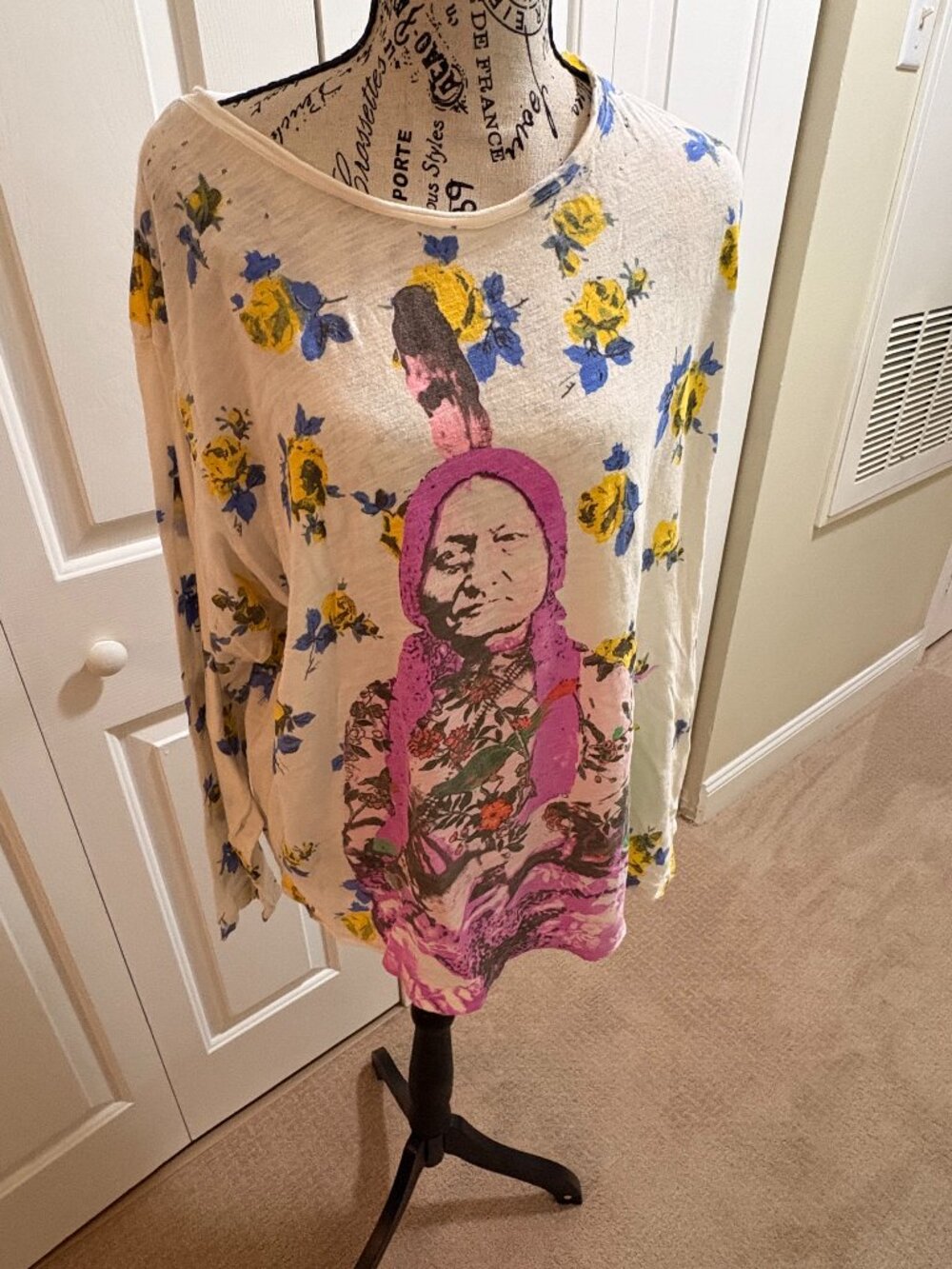 Magnolia Pearl Heart of Yellow Roses T #2551 NWT